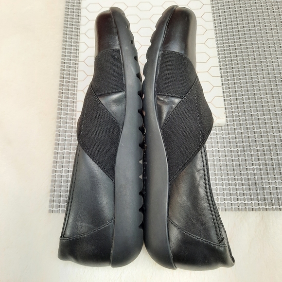 Clarks Medora Jem Stretch Cross Strap Flats Slip On Comfort Loafers 7 Black - Picture 2 of 9